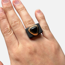 Anillo Negro Triángulo