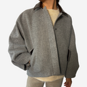 Chaquetón cuello charol