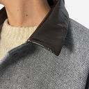 Chaquetón cuello charol