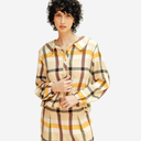 Camisa gris y mostaza