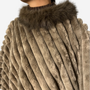 Capa/Poncho de pelo