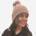 Gorro rosa pompón