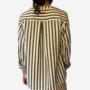 Camisa blanco roto y rayas verdes