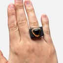 Anillo Negro Triángulo