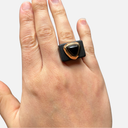 Anillo Negro Triángulo