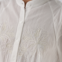 Camisa flores bordada
