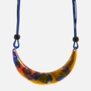 Collar curvo
