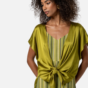 Blusa satinada con nudo frontal - Surkana