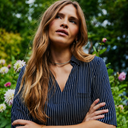 Blusa fluida de rayas azul marino - Freequent