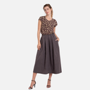 Falda midi bolsillos