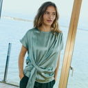 Blusa satinada con nudo - Freequent