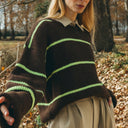 Jersey de punto marrón con rayas verde lima para mujer de PAN Producto Básico en exterior