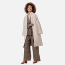 Pantalón palazzo de cuadros Surkana en color camel combinado con americana a juego.