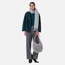 Pantalón palazzo de cuadros Surkana en color gris con pernera ancha y cintura media.