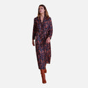 Vestido midi estampado paisley de Studio Manna con lazada en el cuello